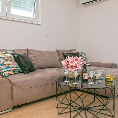 Blue Paradise 公寓