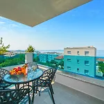 Blue Paradise Apartamento Makarska