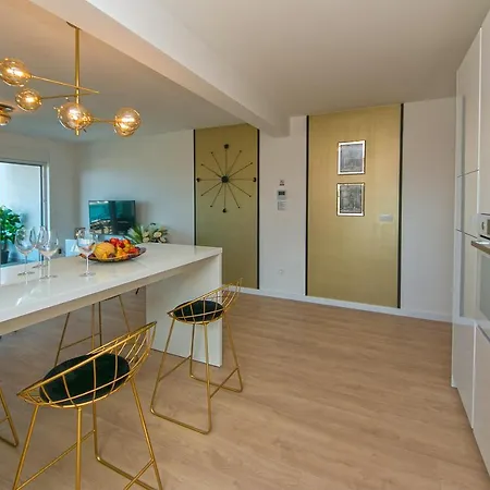 Blue Paradise Apartment