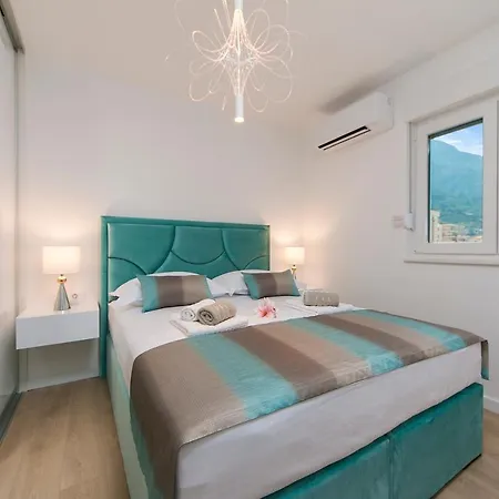 Apartment Blue Paradise